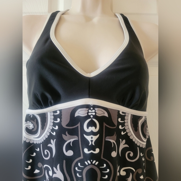 ATHLETA T-BACK SUNDRESS - Picture 3 of 6